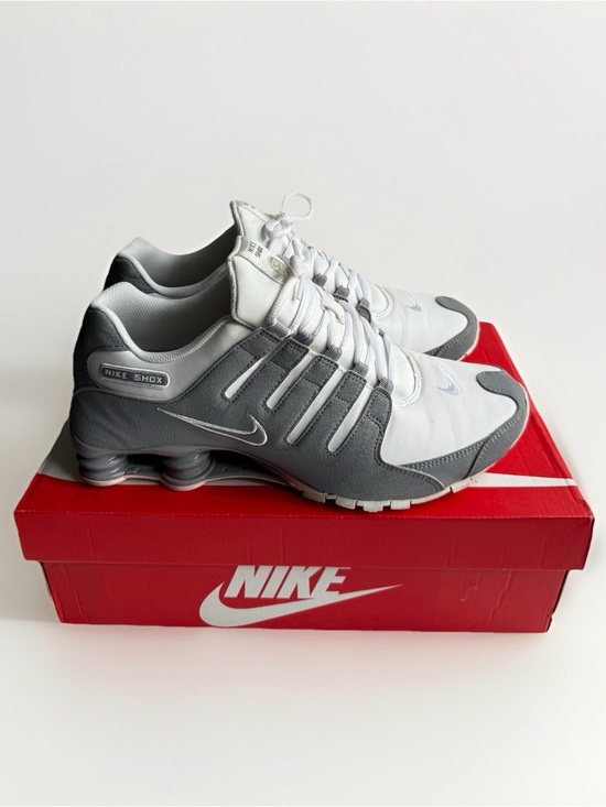 Nike Other - Nike Shox NZ Men’s Running Shoes White Gray Size 11